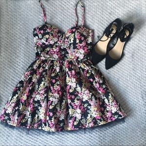 SANS SOUCI Padded Mini Dress Floral Pink Black